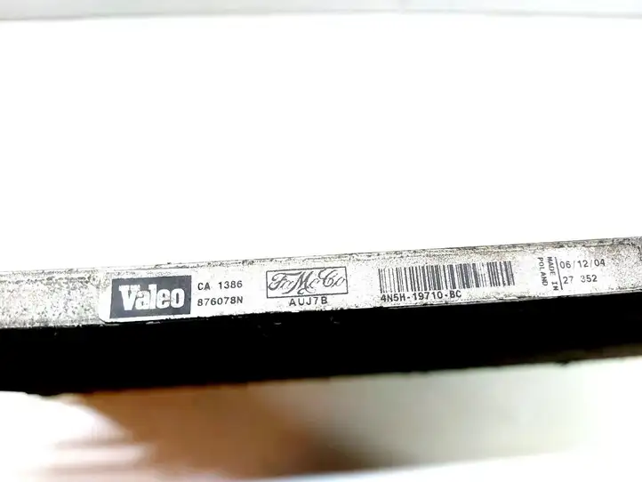 Volvo V50 (2004 - 2008) 4N5H19710BC Радиатор кондиционера — фото 4