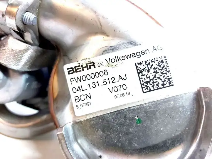 Volkswagen Caddy (2015 - 2020) 04L131512AJ Охладитель клапана EGR — фото 2
