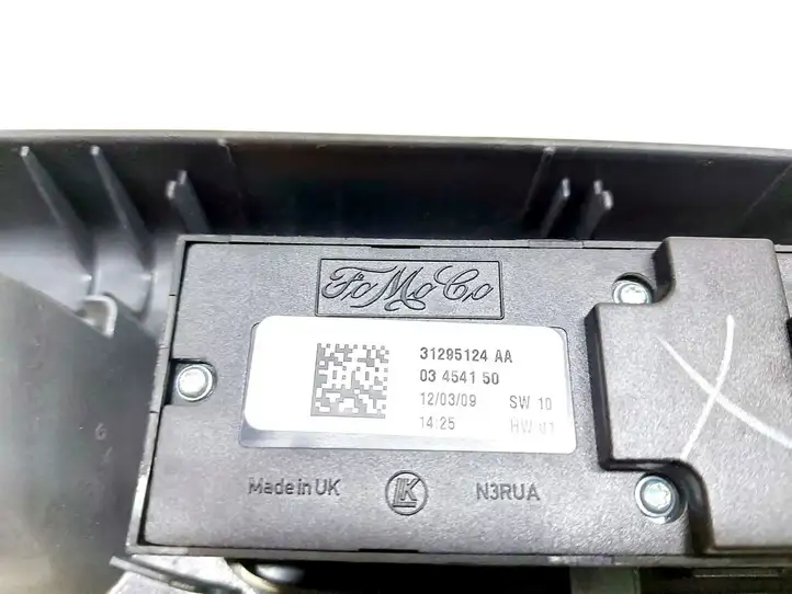 Volvo C30 (2007 - 2010) 31295124 Кнопка стеклоподъемников — фото 3