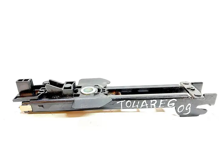 Volkswagen Touareg I (2002 - 2010) 7L0857819J Электродвигатель регулировки ремня безопасности — фото 4