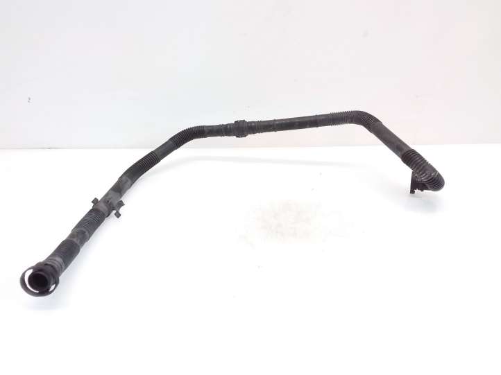 Volkswagen Sharan (2003 - 2010)  022131149D Шланг сапуна