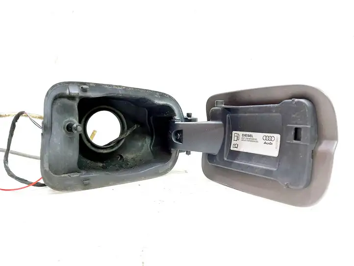 Audi A6 C7 (2011 - 2014) 8K0010507R Крышка топливного бака — фото 3