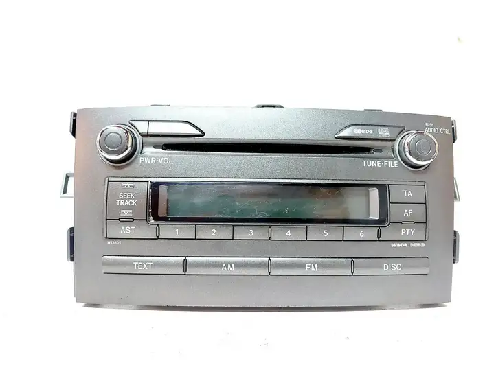 Toyota Auris 150 (2006 - 2012) 8612002520 Магнитола / мультимедийная система — фото 1