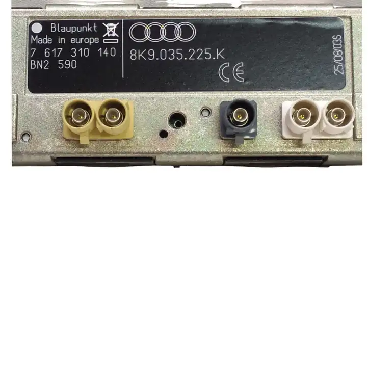 Audi A4 S4 B8 8K (2007 - 2011) 8K9035225K Усилитель антенны — фото 4