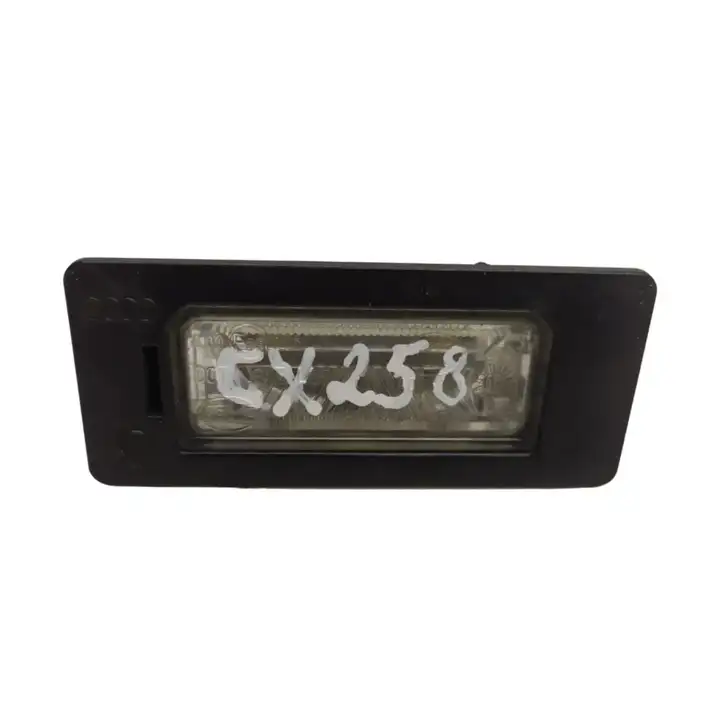 Audi A4 S4 B8 8K (2007 - 2011) 8T0943021 Подсветка номера — фото 4