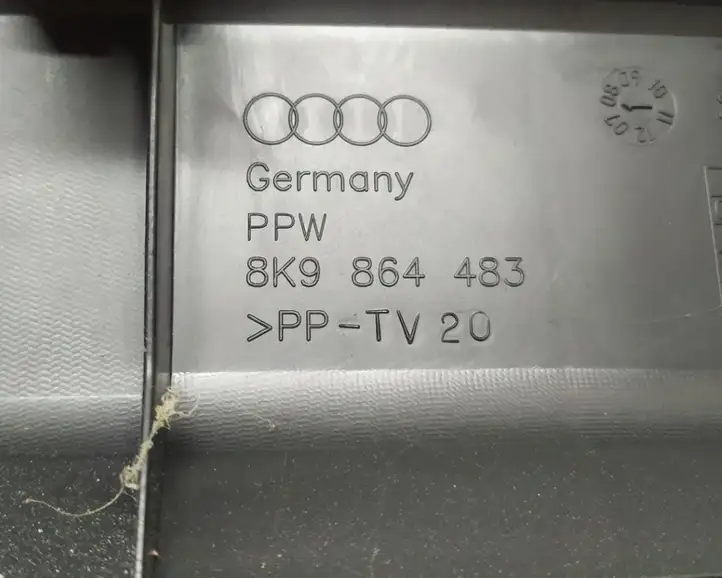 Audi A4 S4 B8 8K (2007 - 2011) 8K9864483 Отделка порога багажника — фото 4
