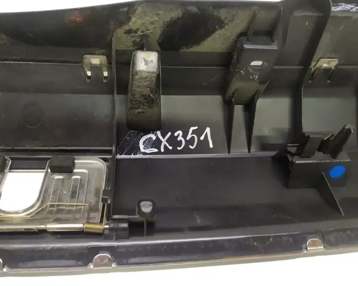Audi A4 S4 B8 8K (2007 - 2011) 8K9864483 Отделка порога багажника — фото 5