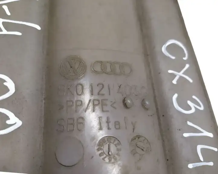 Audi A4 S4 B8 8K (2007 - 2011) 8K0121403G Расширительный бачок — фото 6