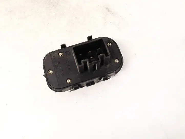 Ford Focus (1998 - 2004) ys4t14529aa Блок кнопок стеклоподъемников — фото 3