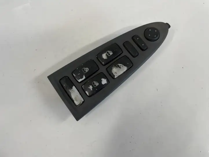 Fiat Croma (2005 - 2011) 735398875 Блок кнопок стеклоподъемников — фото 1