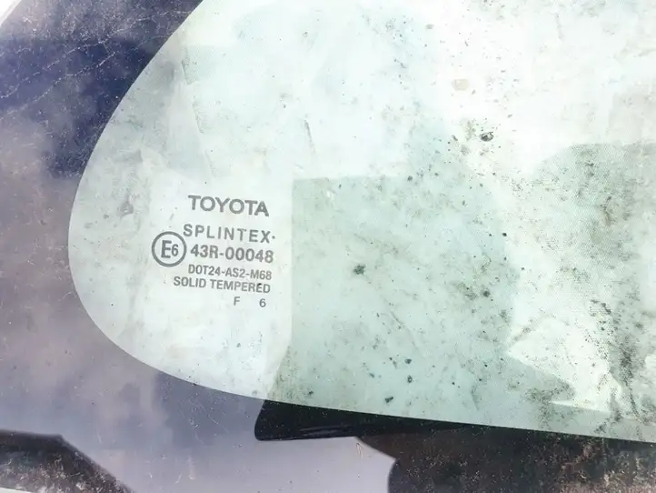 Toyota Yaris (2005 - 2009) Заднее боковое стекло — фото 2