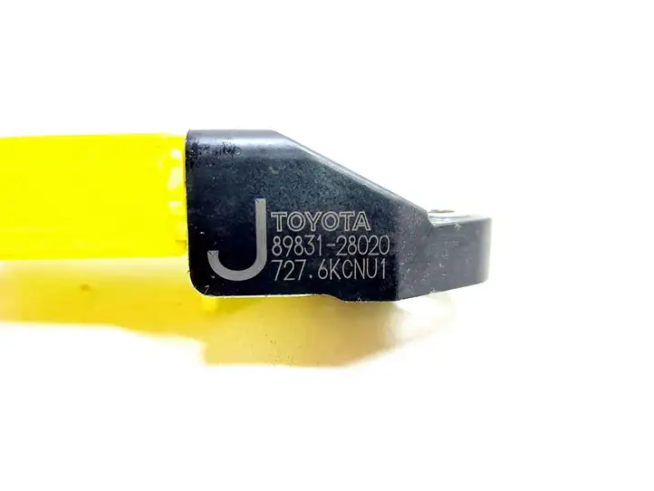 Toyota Auris 150 (2006 - 2012) 8983128020 Датчик удара SRS — фото 4