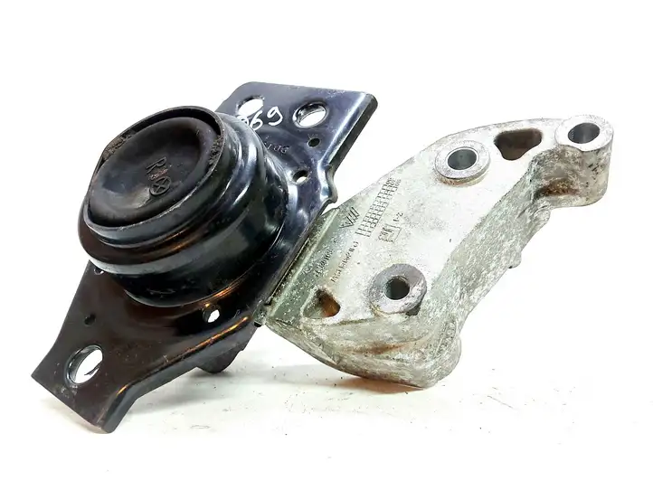 Nissan Qashqai (2006 - 2010) 11210JD700 Опора двигателя — фото 1