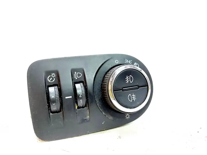 Opel Zafira B (2008 - 2014) 13294819 Включатель фонарей — фото 1