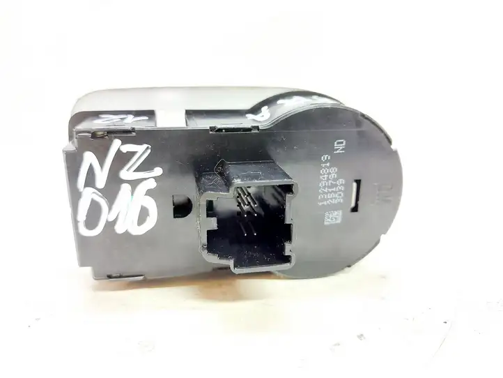 Opel Zafira B (2008 - 2014) 13294819 Включатель фонарей — фото 4