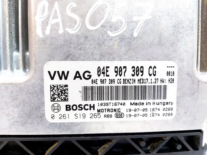 Volkswagen PASSAT B8 (2015 - ) 04E907309CG Блок управления двигателем (ЭБУ) — фото 4