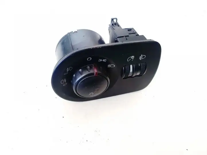 Seat Leon (1P) (2005 - 2012) 1p1941431b Включатель фонарей — фото 1