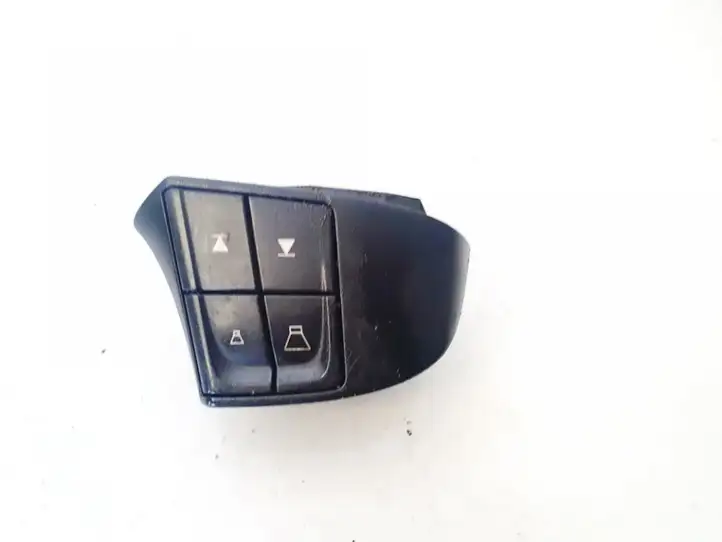 Volvo V70 (2007 - 2013) 30739641 Кнопки на рулевом колесе — фото 2
