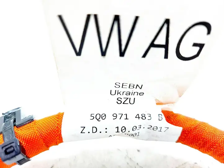Volkswagen PASSAT B8 (2015 - ) 5Q0971483B Прочая электропроводка — фото 4