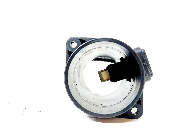 Nissan Juke I F15 (2010 - 2018) 8200682558 Датчик массового расхода воздуха — фото 3