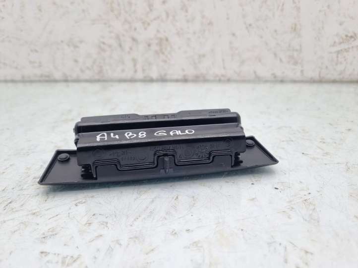 Audi A4 (2007 - 2011)  8K0857961 Задняя пепельница