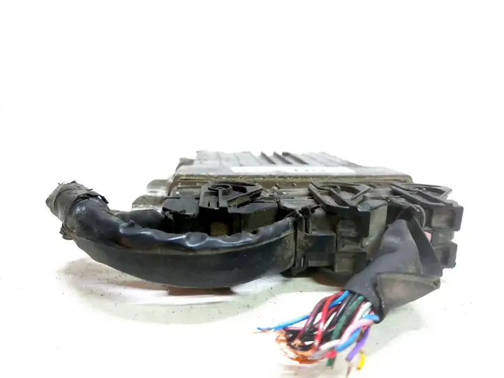 Nissan Juke I F15 (2010 - 2018) 23710BJ91B Блок управления двигателем (ЭБУ) — фото 2