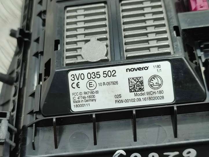 Skoda Octavia Mk3 (5E) (2013 - 2019)  3V0035502 Модуль беспроводной зарядки
