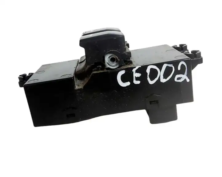 Kia Ceed (2012 - 2015) 93570A2800 Кнопка стеклоподъемников — фото 3