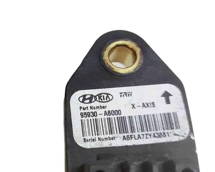 Kia Ceed (2012 - 2015) 95930A6000 Датчик удара SRS — фото 4
