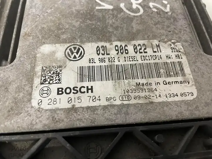 Volkswagen Golf Plus (2004 - 2008) 03L906022LM Блок управления двигателем (ЭБУ) — фото 2