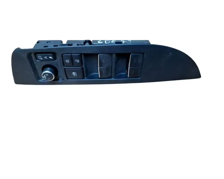 Toyota Corolla E210 E21 (2018 - ) 8404002160 Кнопка стеклоподъемников — фото 2
