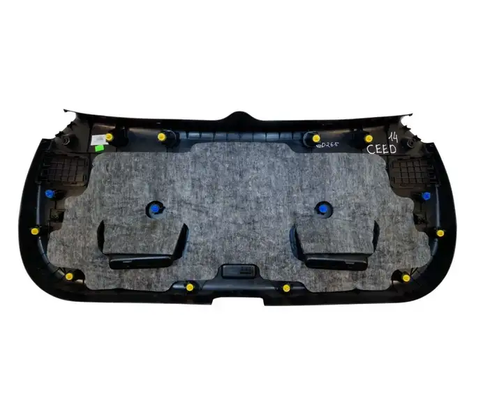 Kia Ceed (2012 - 2015) 81751A2200 Комплект обшивки крышки багажника — фото 4