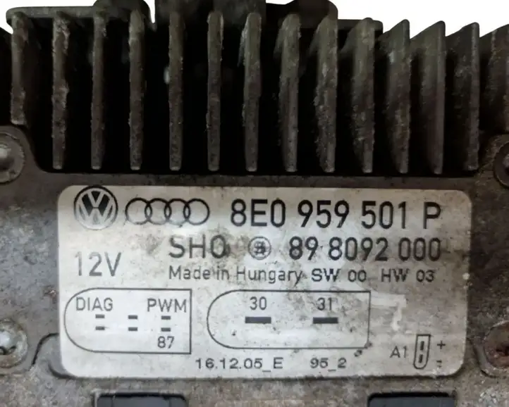 Audi A4 S4 B7 8E 8H (2004 - 2009) 8E0959501P Реле вентилятора охлаждения — фото 6