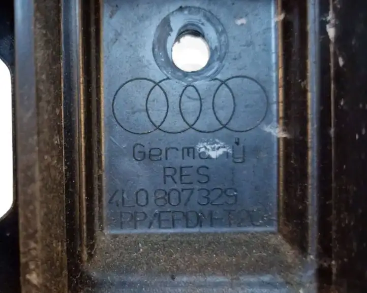 Audi Q7 4L (2005 - 2009) 4L0807329 Кронштейн заднего бампера — фото 5