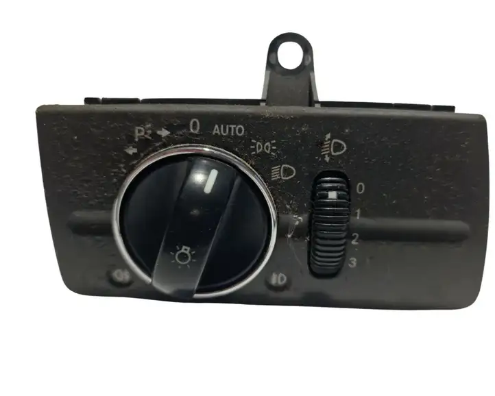 Mercedes-Benz E W211 (2002 - 2009) 2115450304 Включатель фонарей — фото 1