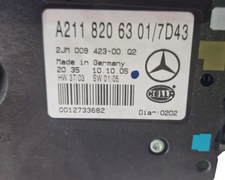 Mercedes-Benz E W211 (2002 - 2009) A2118206301 Передняя подсветка — фото 7