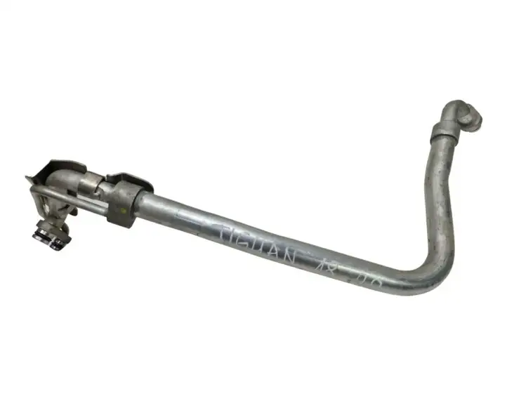 Volkswagen Tiguan (2016 - 2020) Трубки и шланги кондиционера — фото 4