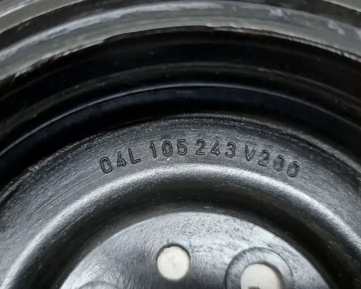 Volkswagen Tiguan (2016 - 2020) 04L105243 Шкив коленчатого вала — фото 5