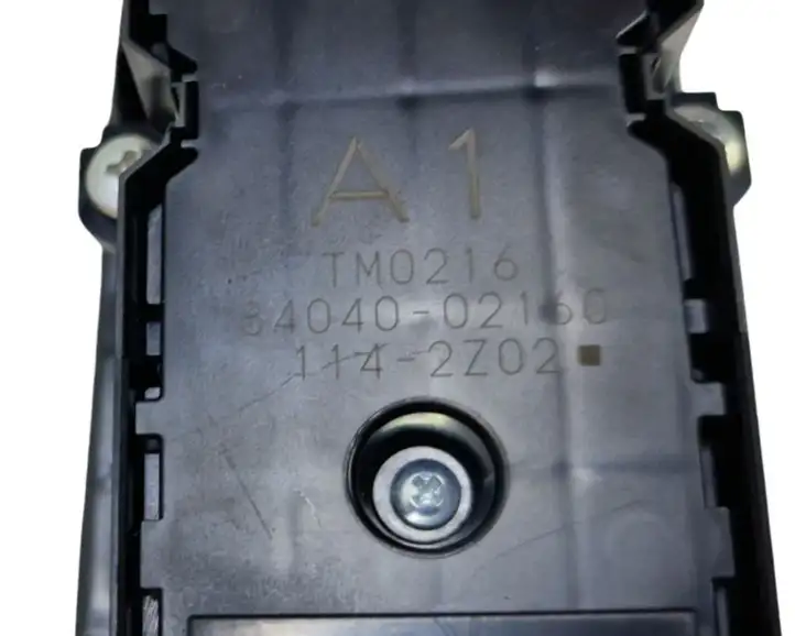 Toyota Corolla E210 E21 (2018 - ) 8404002160 Кнопка стеклоподъемников — фото 6