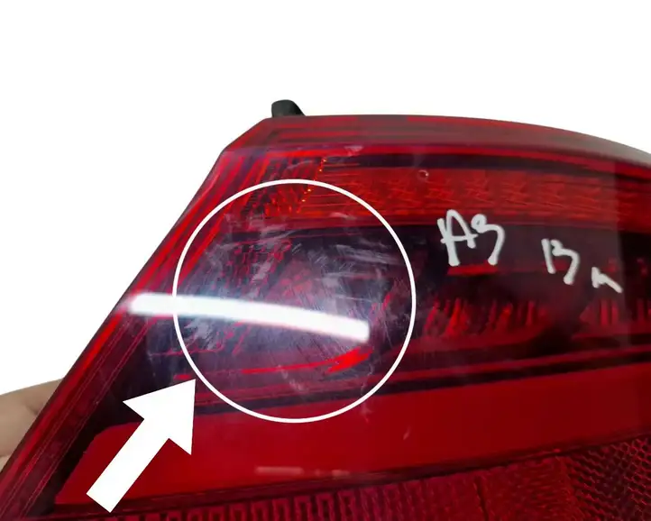 Audi A3/S3 8V (2012 - 2016) 8V4945096A Задний фонарь в кузове — фото 9