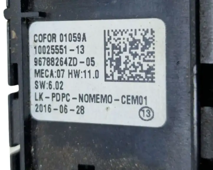 Peugeot 308 (2013 - 2021) 96788264 Блок кнопок стеклоподъемников — фото 9