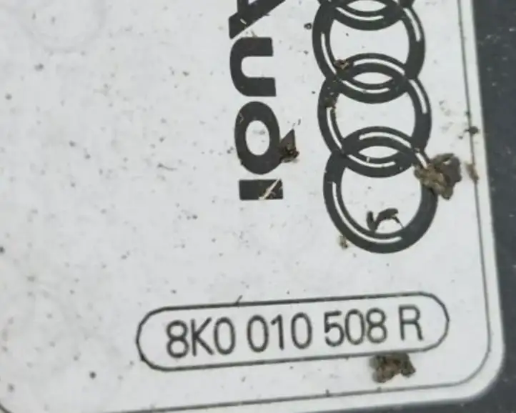 Audi A4 S4 B8 8K (2007 - 2011) 8K0010508R Крышка топливного бака — фото 7