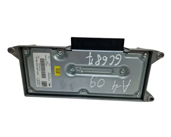Audi A4 S4 B8 8K (2007 - 2011) 8T0035223AB Усилитель звука — фото 5