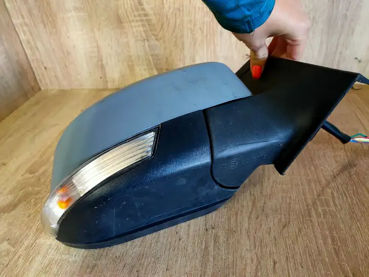 Ford Focus (2008 - 2011) Боковое зеркало с электроприводом — фото 3