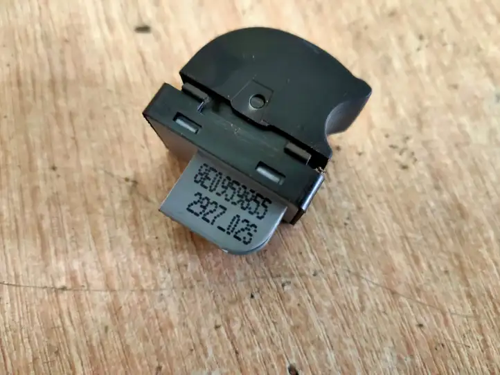 Audi A4 S4 B8 8K (2007 - 2011) Блок кнопок стеклоподъемников — фото 3