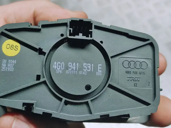 Audi A6 C7 (2011 - 2014) 4G0941531E Включатель фонарей — фото 5