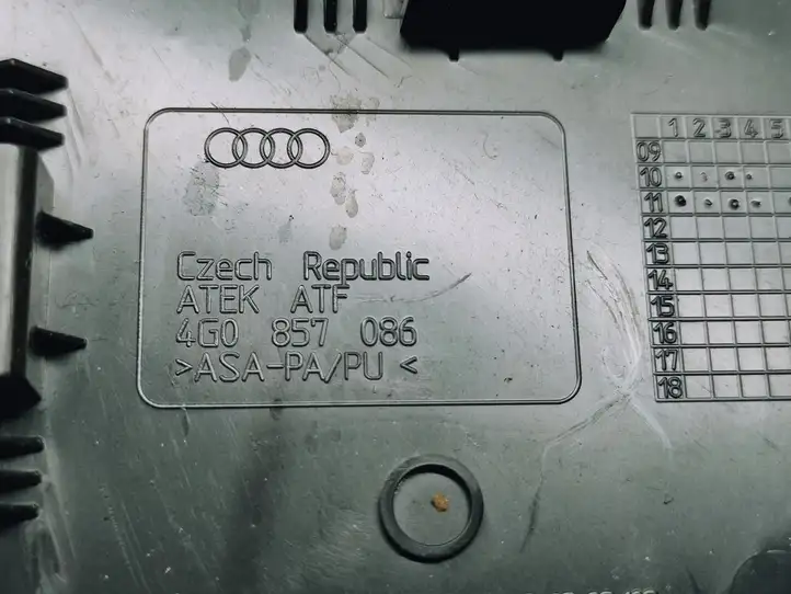 Audi A6 C7 (2011 - 2014) 4G0857086 Боковая отделка панели приборов — фото 2
