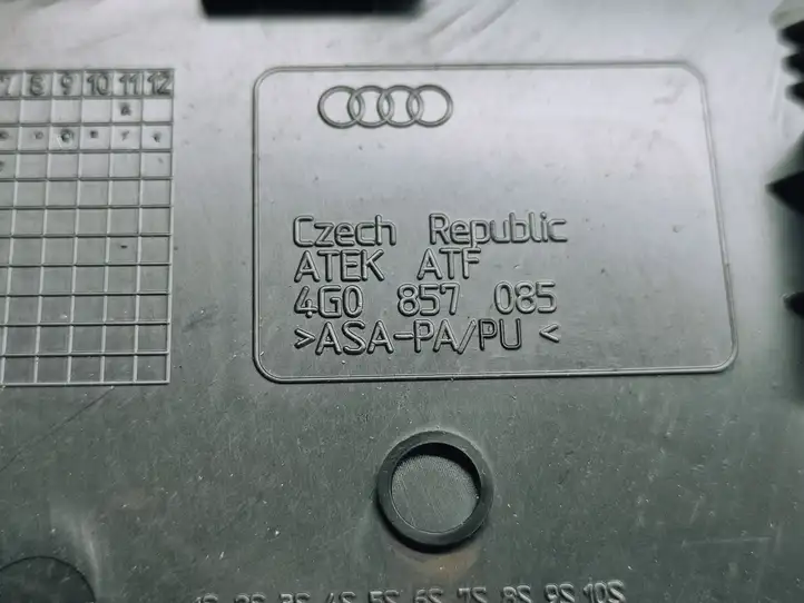 Audi A6 C7 (2011 - 2014) 4G0857085 Боковая отделка панели приборов — фото 2