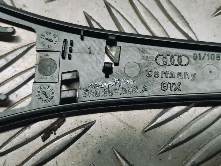 Audi A6 C7 (2011 - 2014) 4G0857593A Прочие детали салона — фото 2