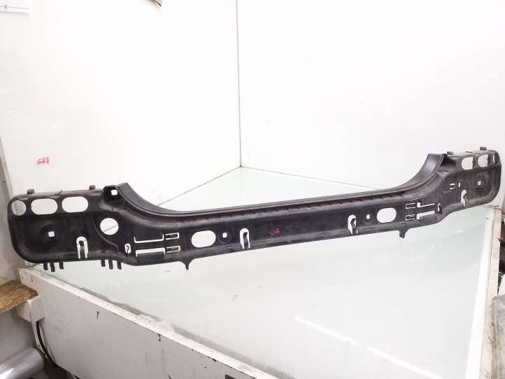 7056343 BMW 5 E60 E61 Galinis sustiprinimas bamperio